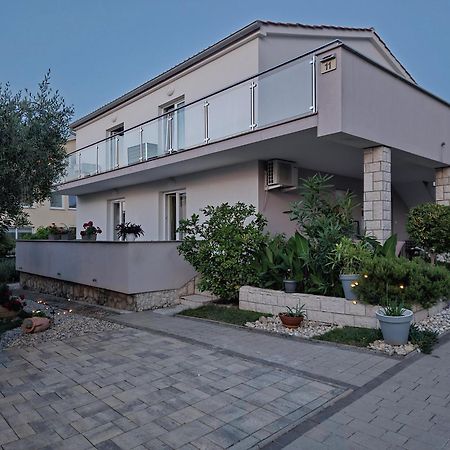 Apartments Melin Малинска Екстериор снимка
