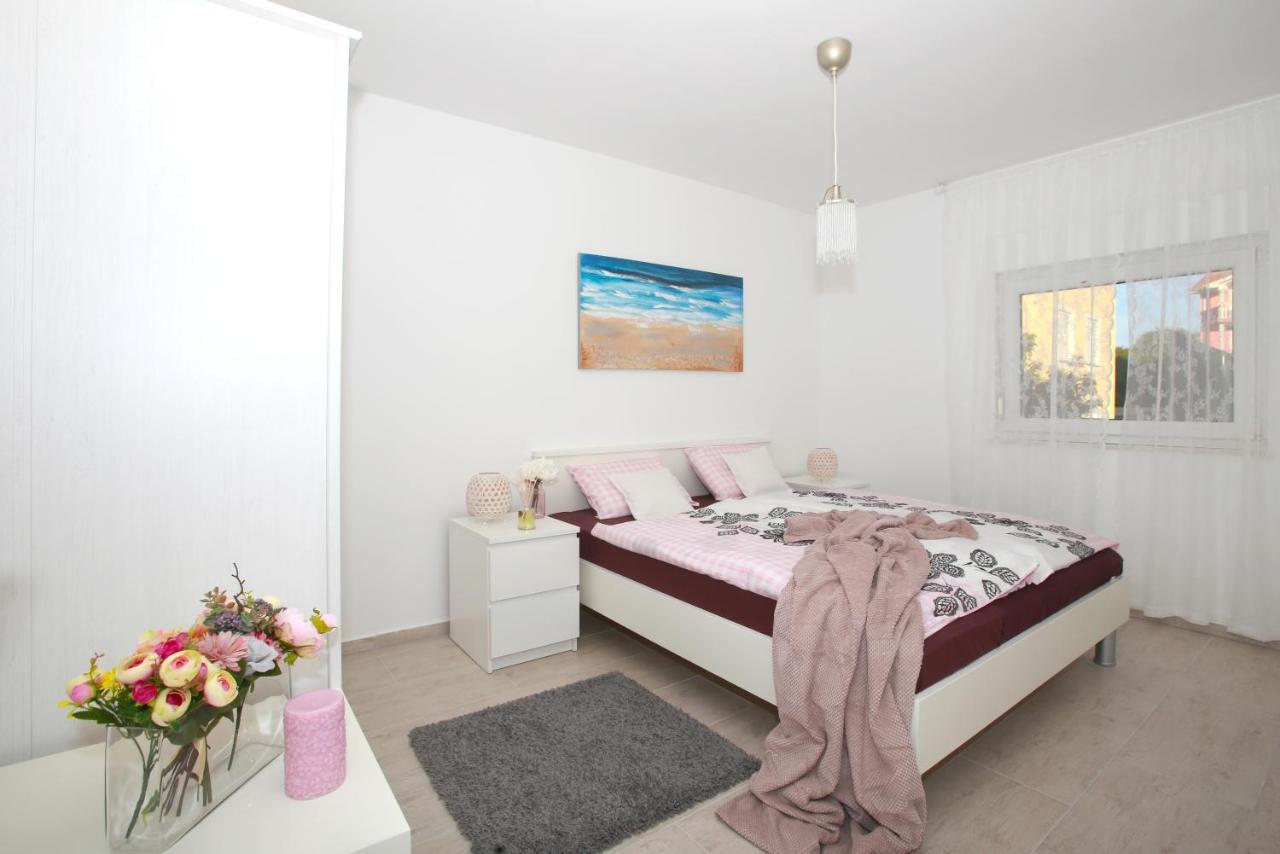 Apartments Melin Малинска Екстериор снимка