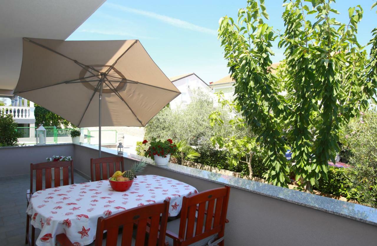 Apartments Melin Малинска Екстериор снимка